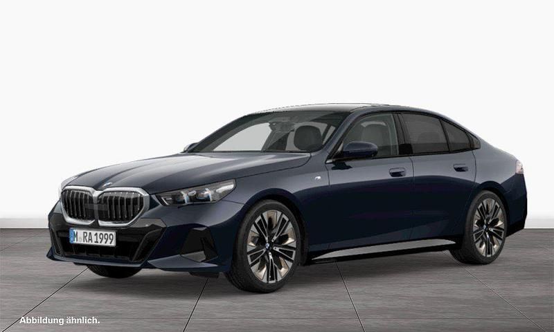Schwarz Gebraucht 2025 BMW 520 Comfort Edition Limousine | 53.990 € (Guter Preis) - Bild 1/3