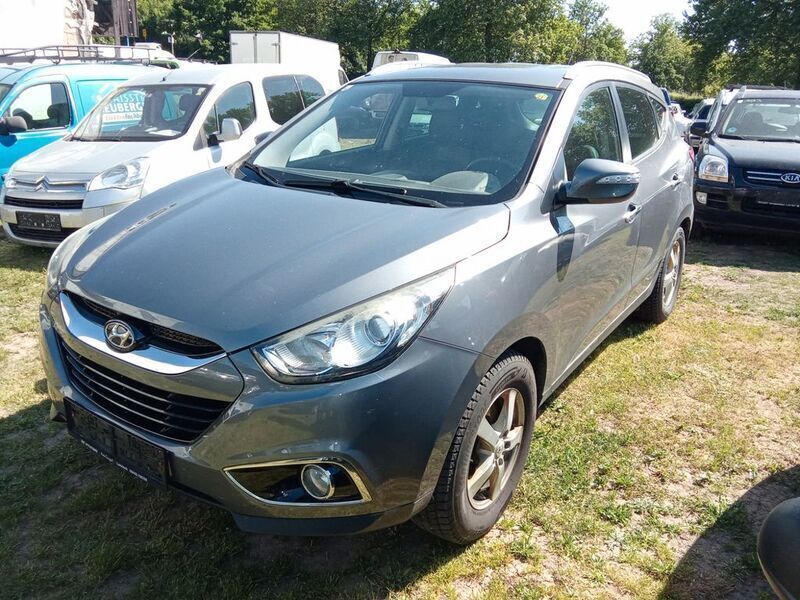 Grau Gebraucht 2012 Hyundai ix35 Style SUV | 4.900 € (Superpreis) - Bild 1/4