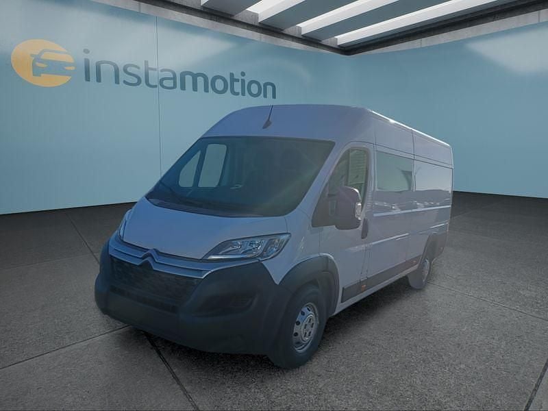 Weiß Gebraucht 2024 Citroën Jumper Van / Kleinbus | 26.199 € (Fairer Preis) - Bild 1/4