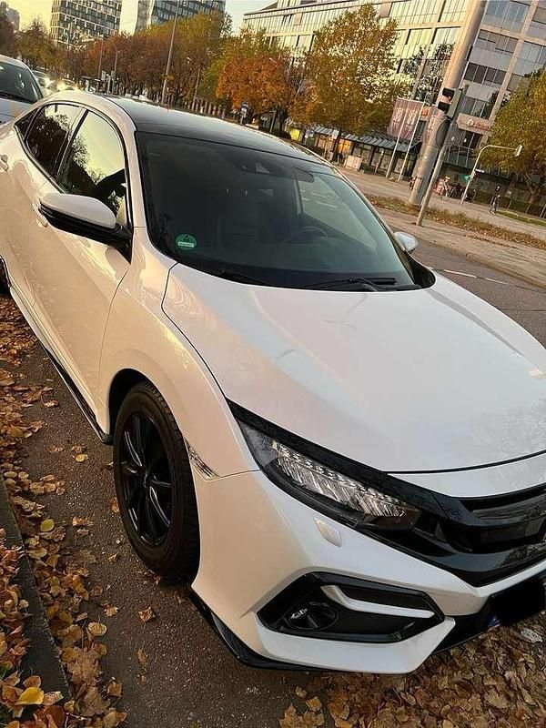 Gebraucht Honda Civic Sport Plus 182 PS (133 kW) 2021 Weiß Kleinwagen