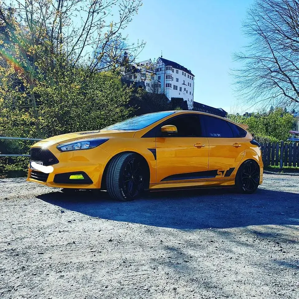 Gebraucht Ford Focus ST 250 PS (183 kW) 2015 Limousine