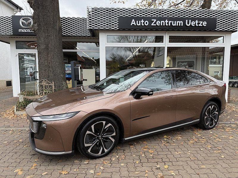 Braun Neu 2026 Mazda 6e Takumi-Line Limousine | 40.445 € (Fairer Preis) - Bild 1/4