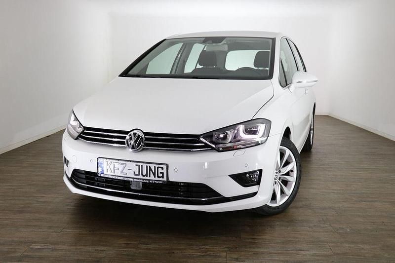 Weiß Gebraucht 2015 VW Golf Sportsvan Highline Van / Kleinbus | 14.990 € (Fairer Preis) - Bild 1/4