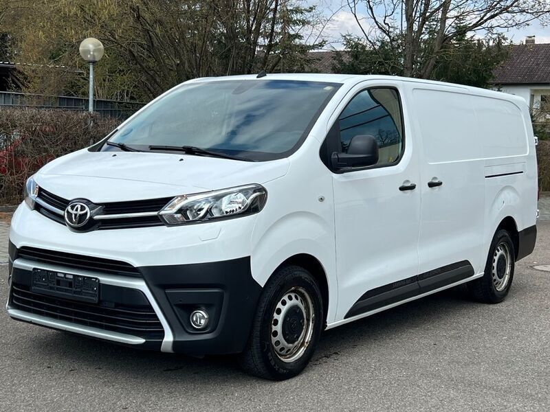 Weiß Gebraucht 2019 Toyota Proace Comfort Van | 14.699 € - Bild 1/4