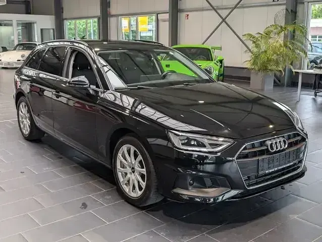 Gebraucht Audi A4 204 PS (150 kW) 2022 Schwarz Kombi