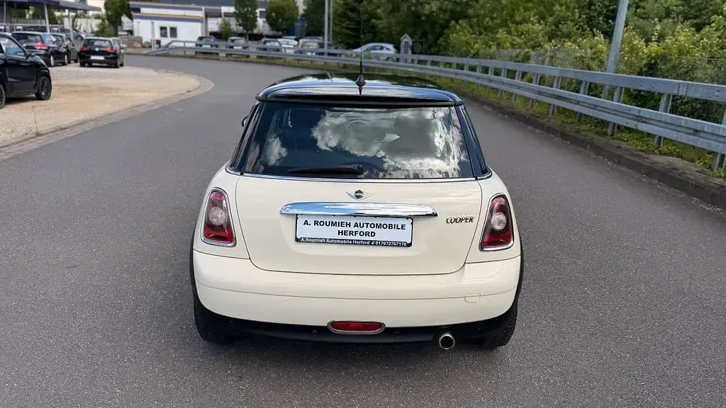 Gebraucht Mini Cooper 120 PS (88 kW) 2008 Weiß Kleinwagen