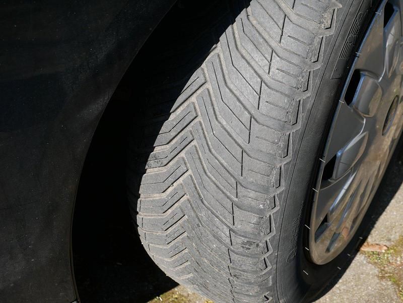 Gebraucht Ford Focus Titanium 105 PS (77 kW) 2013 Schwarz Kombi