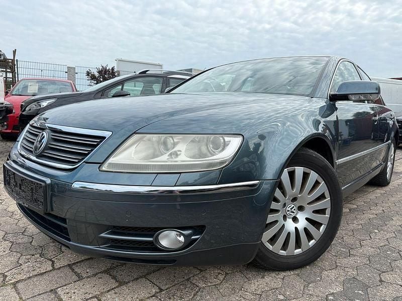 Second-hand VW Phaeton 224 CP (164 kW) 2006 Gri Berlinǎ