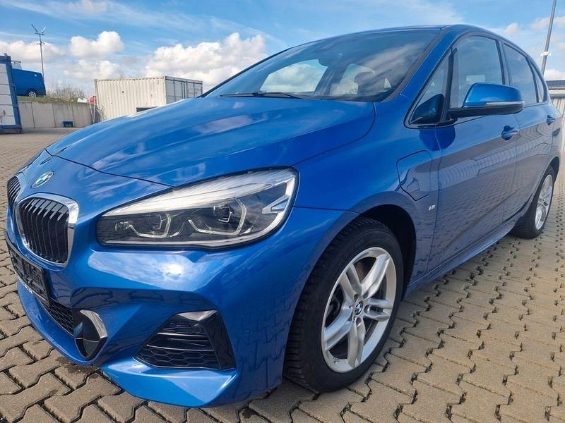 Gebraucht BMW 225 Active Tourer iPerformance 224 PS (164 kW) 2021 Blau Van / Kleinbus