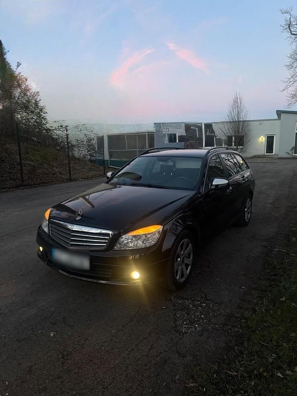 Gebraucht Mercedes C220 170 PS (125 kW) 2008 Schwarz Kombi