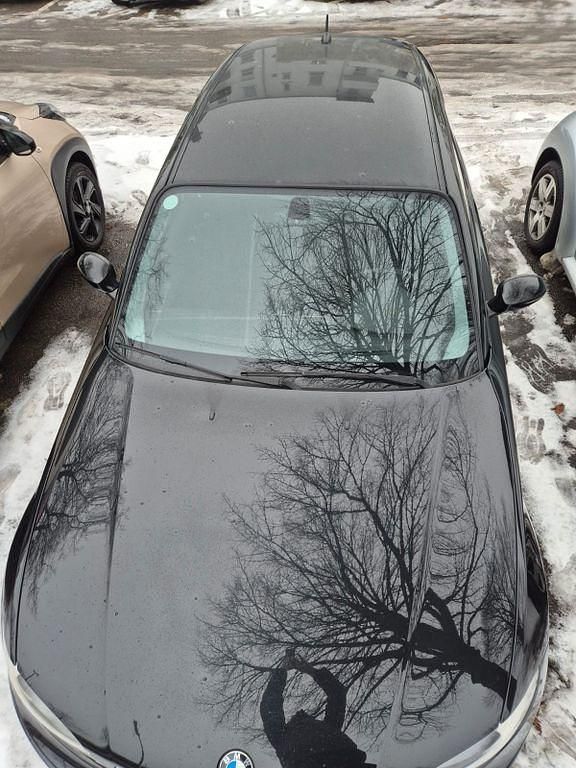 Gebraucht BMW 118 Sport Line 197 PS (144 kW) 2008 Schwarz Kleinwagen