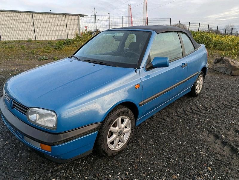 Gebraucht VW Golf Cabriolet 74 PS (54 kW) 1994 Blau Cabrio