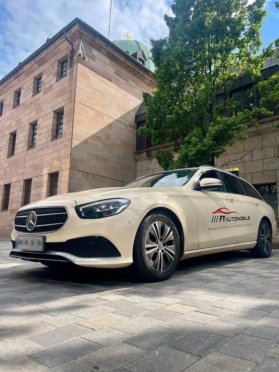 Używany Mercedes E220 200 KM (147 kW) 2022 Kombi