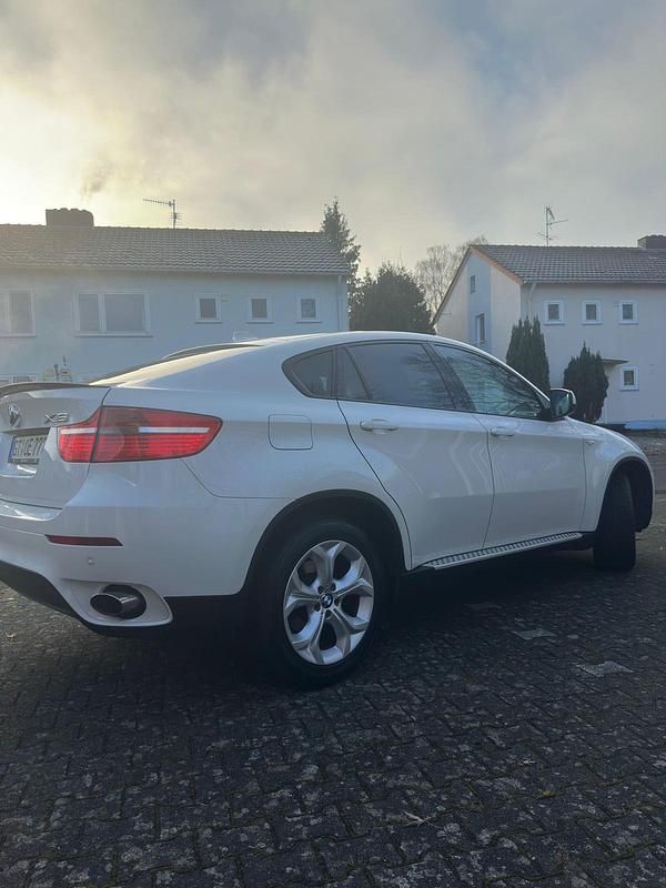 Gebraucht BMW X6 245 PS (180 kW) 2010 Weiß SUV