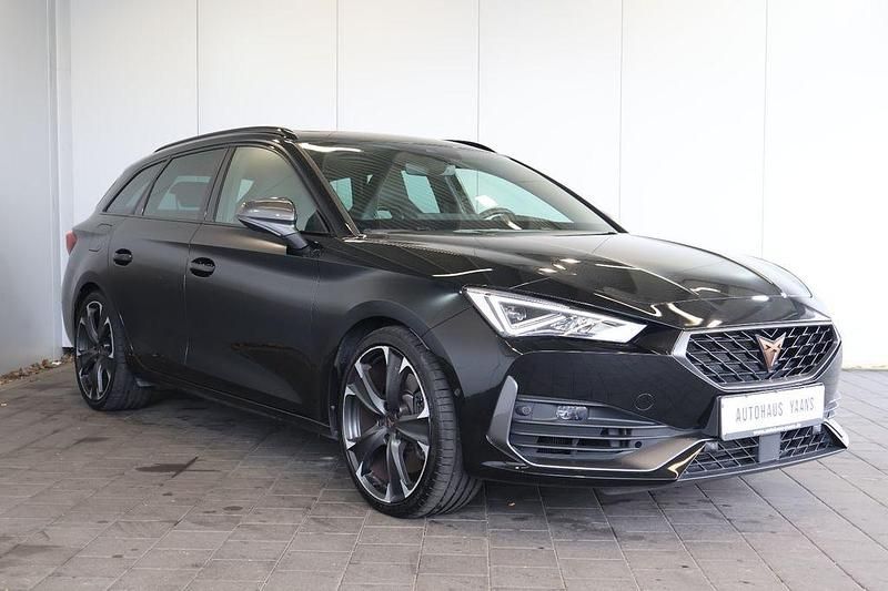 Gebraucht Cupra Leon VZ 300 PS (220 kW) 2023 Schwarz Limousine
