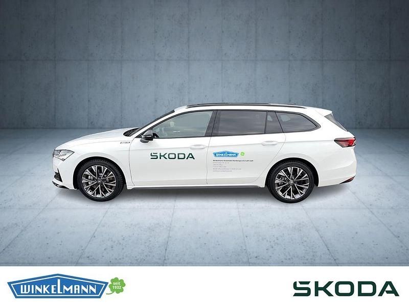 Gebraucht Skoda Superb SportLine 265 PS (194 kW) 2025 Weiss Kombi
