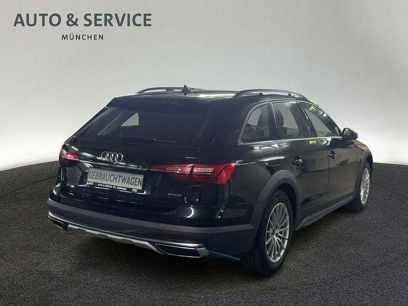 Używany Audi A4 Allroad Performance 204 KM (150 kW) 2022 Czarny Kombi
