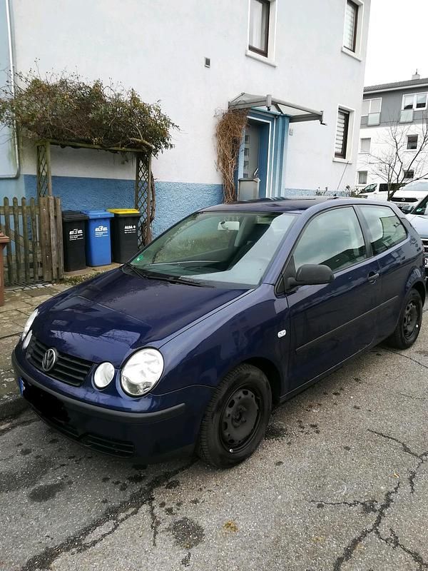 Gebraucht VW Polo 64 PS (47 kW) 2003 Blau Kleinwagen