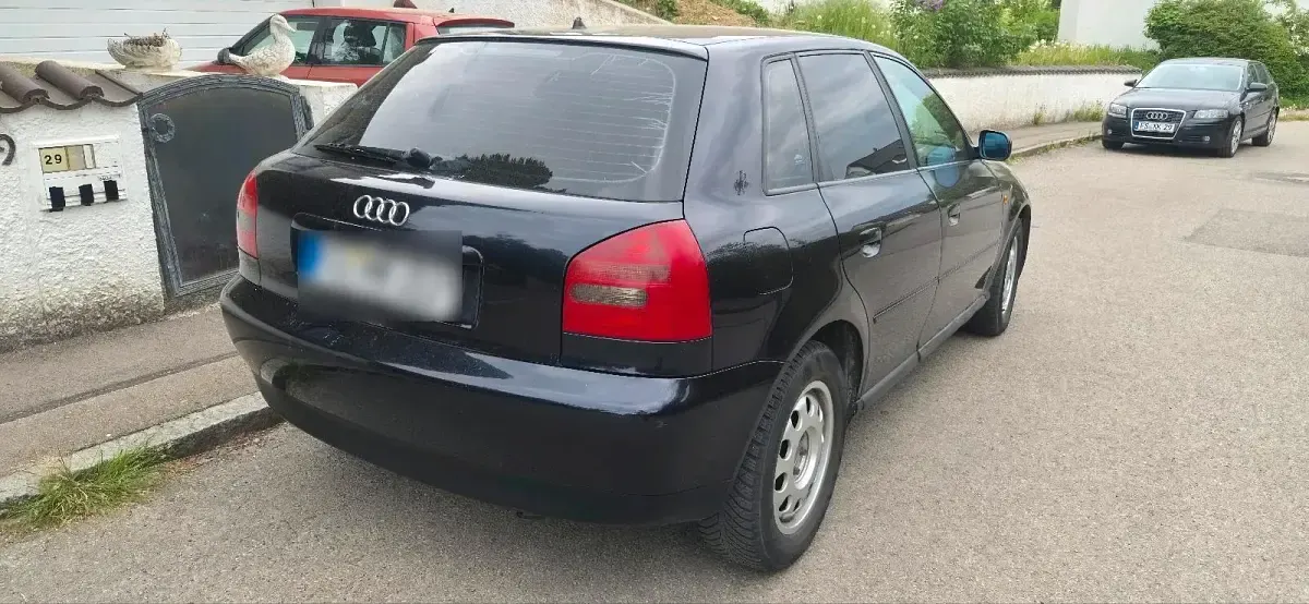 Gebraucht Audi A3 Basis 101 PS (74 kW) 1999 Blau Kleinwagen