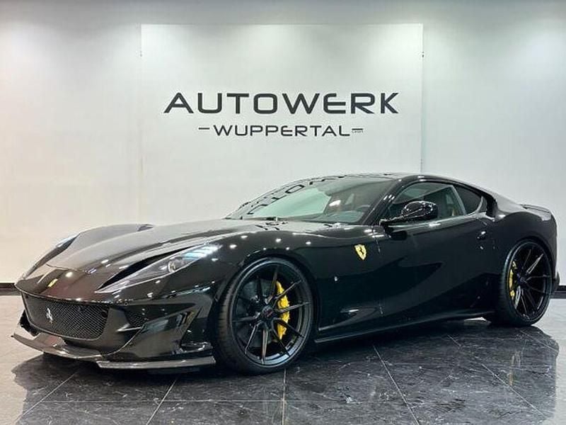 Gebraucht Ferrari 812 799 PS (587 kW) 2018 Schwarz Coupé