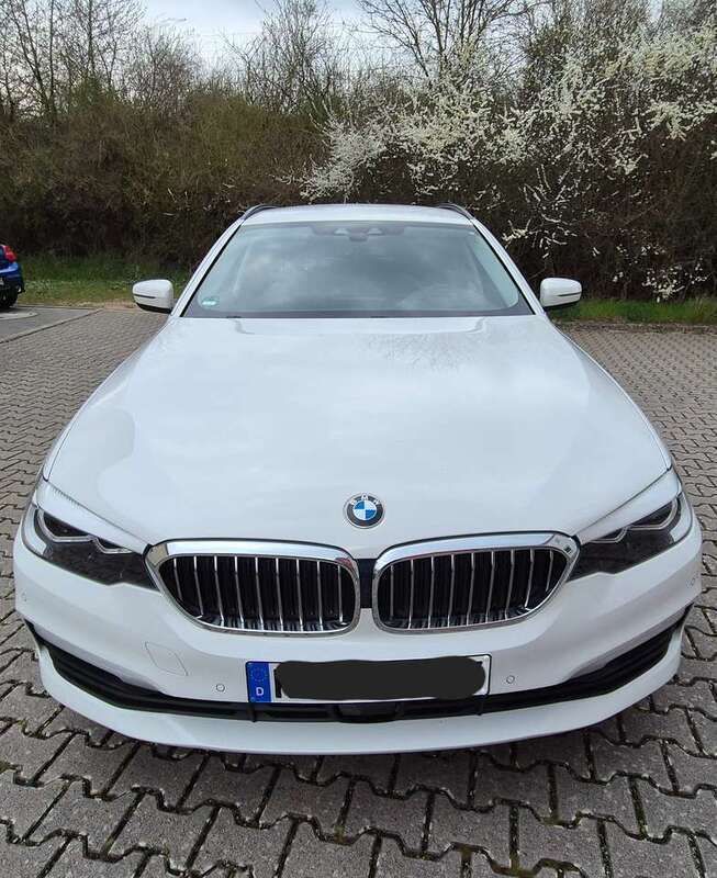 Weiß Gebraucht 2020 BMW 520 Kombi | 28.500 € (Guter Preis) - Bild 1/4