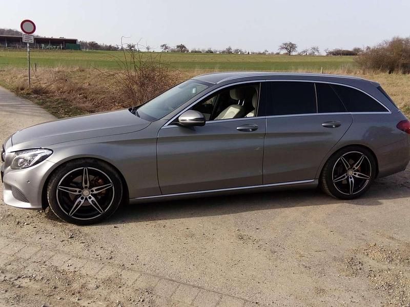 Gebraucht Mercedes C220 170 PS (125 kW) 2015 Palladiumsilber  metalliclack Kombi