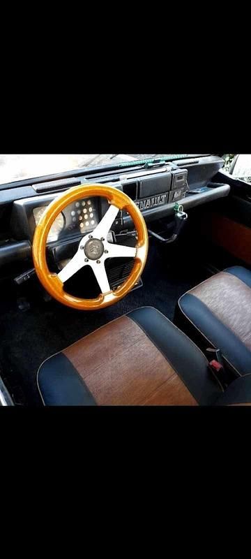 Gebraucht Renault R4 33 PS (24 kW) 1989 Schwarz Cabrio