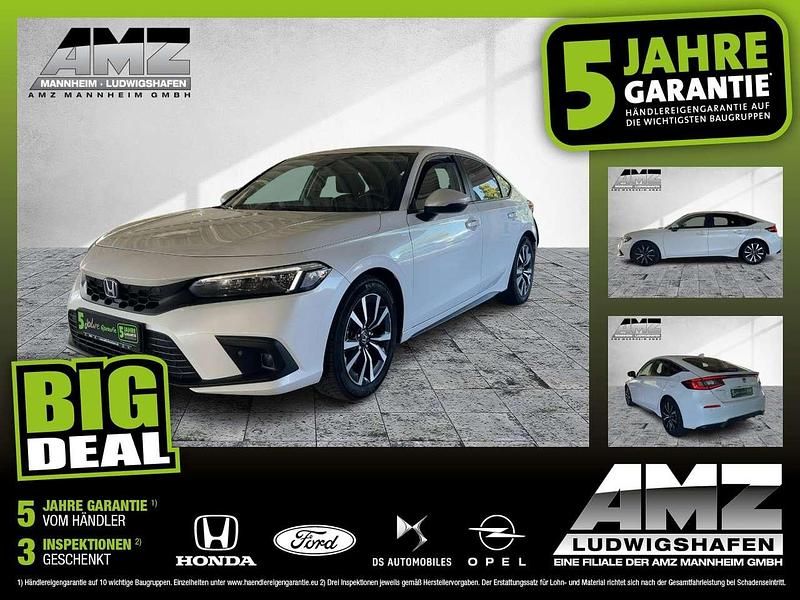 Platinum white p Gebraucht 2023 Honda Civic Elegance Limousine | 26.990 € (Superpreis) - Bild 1/4