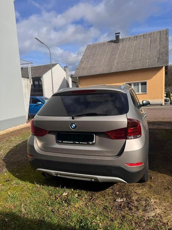 Gebraucht BMW X1 Basis 143 PS (105 kW) 2012 Beige SUV