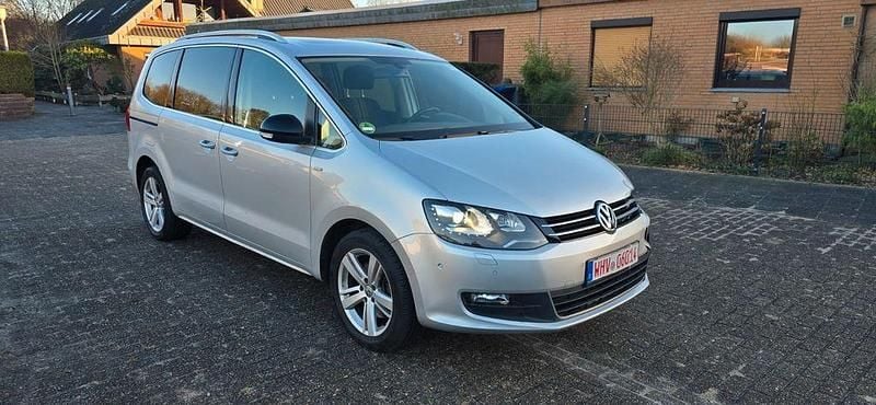 Silber Gebraucht 2013 VW Sharan Match Van / Kleinbus | 6.400 € (Superpreis) - Bild 1/4