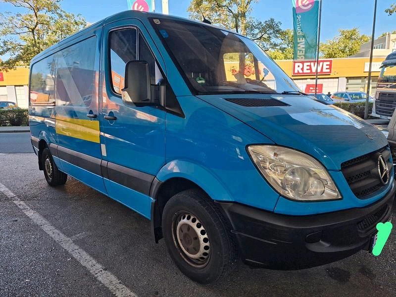 Blau Gebraucht 2013 Mercedes Sprinter Van | 8.500 € - Bild 1/4