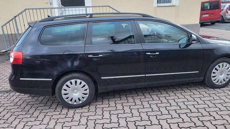 Gebraucht VW Passat 160 PS (117 kW) 2008 Schwarz Kombi