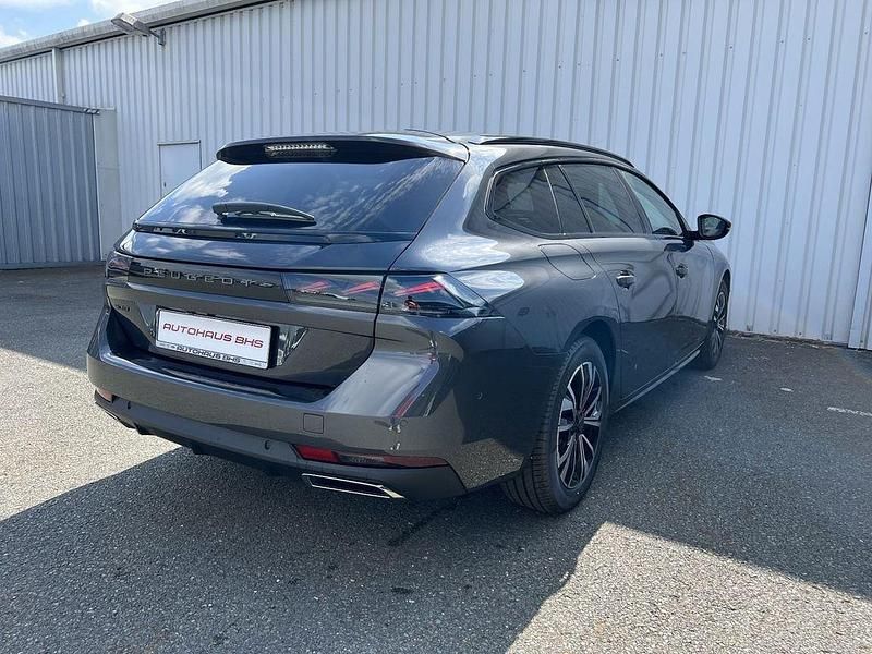 Gebraucht Peugeot 508 Allure 131 PS (96 kW) 2023 Titanium grau (grau) Kombi