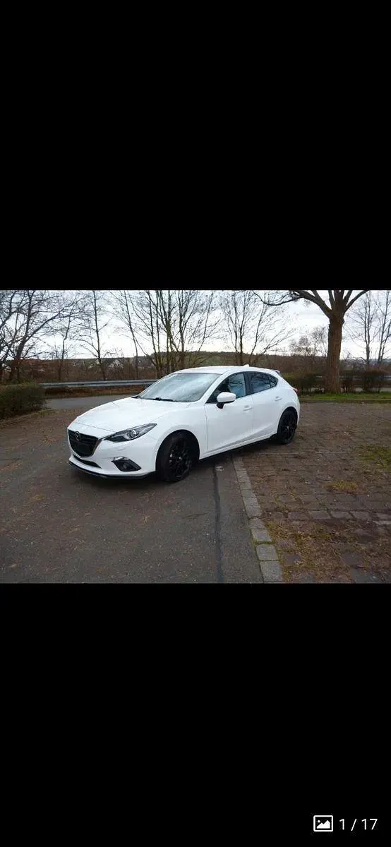 Gebraucht Mazda 3 Sports-Line 150 PS (110 kW) 2015 Weiß Limousine
