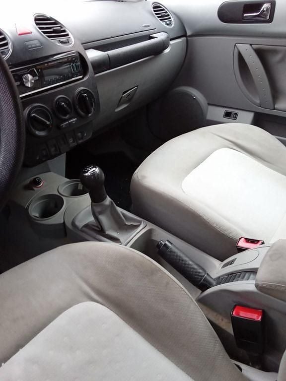 Gebraucht VW New Beetle 102 PS (75 kW) 2006 Grau Kleinwagen