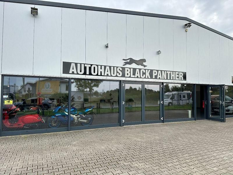 Gebraucht Hyundai i10 Select 67 PS (49 kW) 2021 Schwarz Kleinwagen