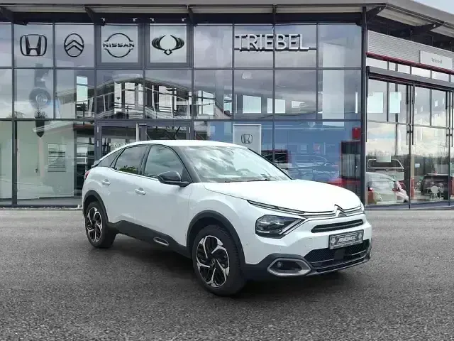 Gebraucht Citroën C4 Shine 131 PS (96 kW) 2022 Weiß Limousine