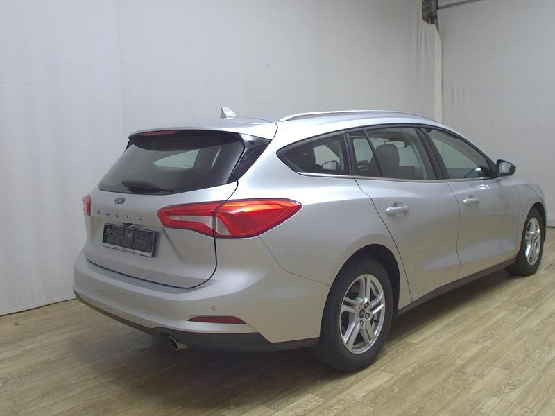 Gebraucht Ford Focus Cool & Connect 120 PS (88 kW) 2020 Silber Kombi