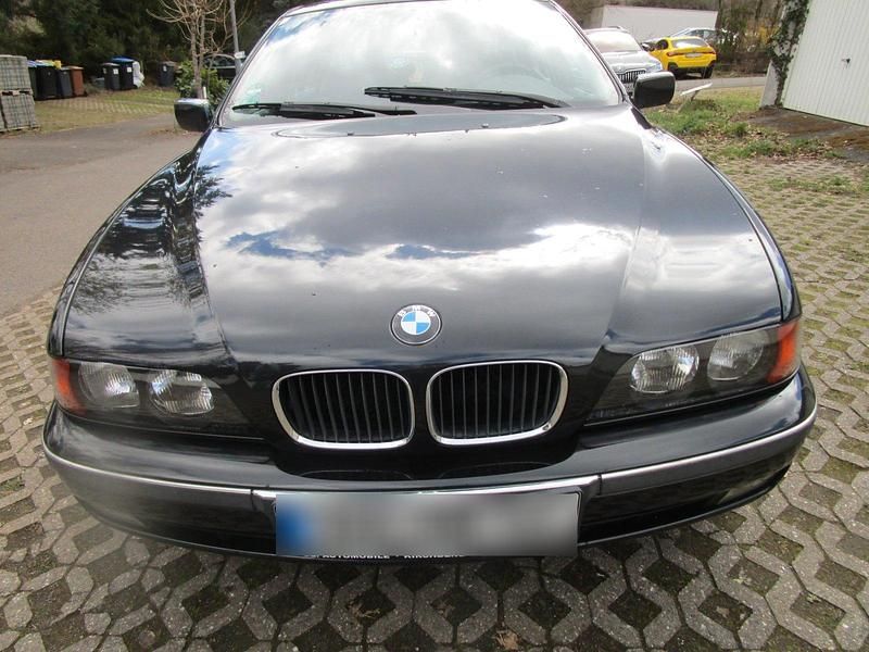 Gebraucht BMW 523 170 PS (125 kW) 1998 Schwarz Limousine