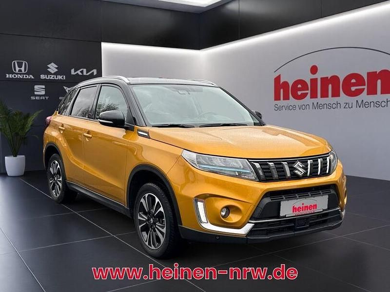 Gebraucht Suzuki Vitara Comfort+ 129 PS (94 kW) 2022 Schwarz SUV