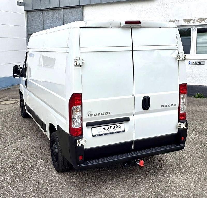 Gebraucht Peugeot Boxer 131 PS (96 kW) 2012 Weiß Van