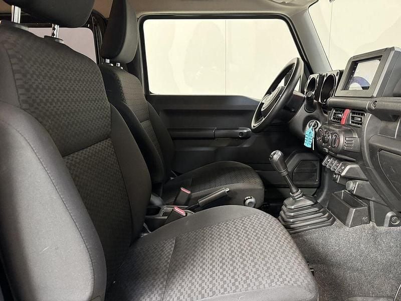 Gebraucht Suzuki Jimny 102 PS (75 kW) 2023 Grün SUV