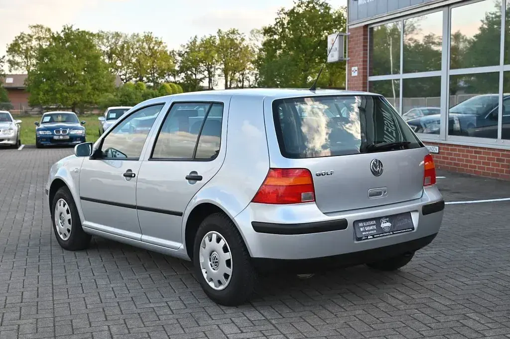 Gebraucht VW Golf III 75 PS (55 kW) 1999 Silber Limousine