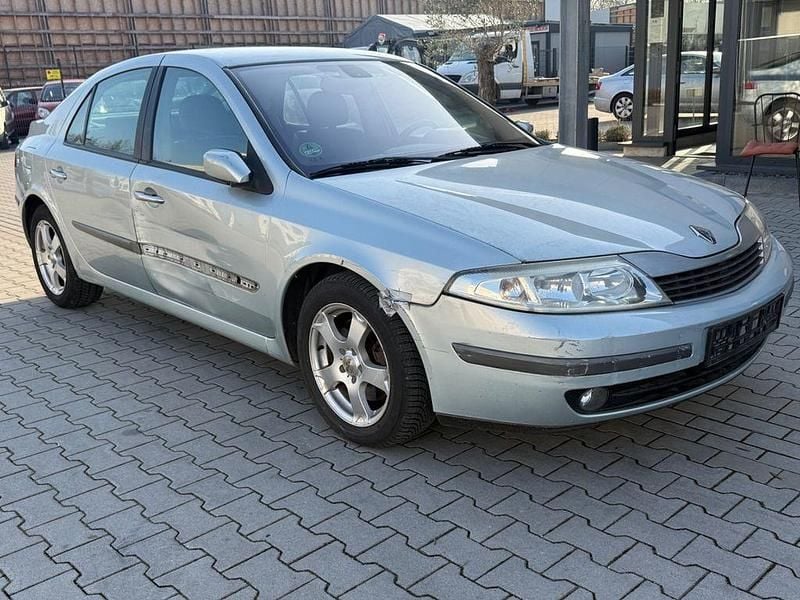 Gebraucht Renault Laguna II 116 PS (85 kW) 2003 Grau Limousine