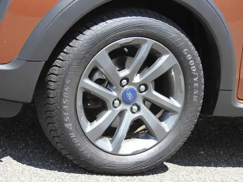 Gebraucht Ford Ka Plus Active 86 PS (63 kW) 2019 Braun metallic Kleinwagen