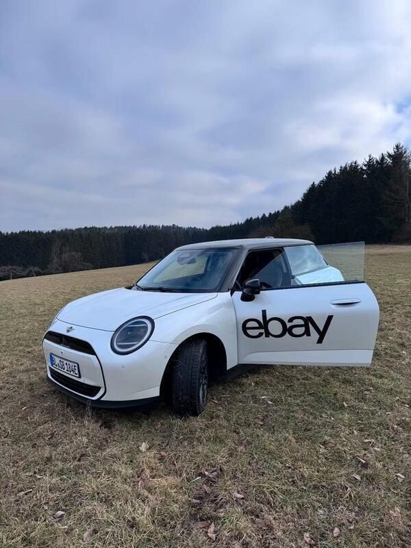 Weiß Neu 2025 Mini Cooper Classic Kleinwagen | 31.000 € (Guter Preis) - Bild 1/4