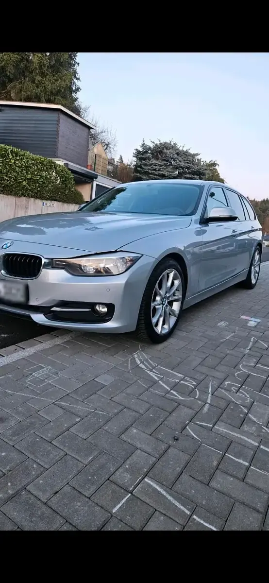 Gebraucht BMW 320 186 PS (136 kW) 2014 Silber Kombi