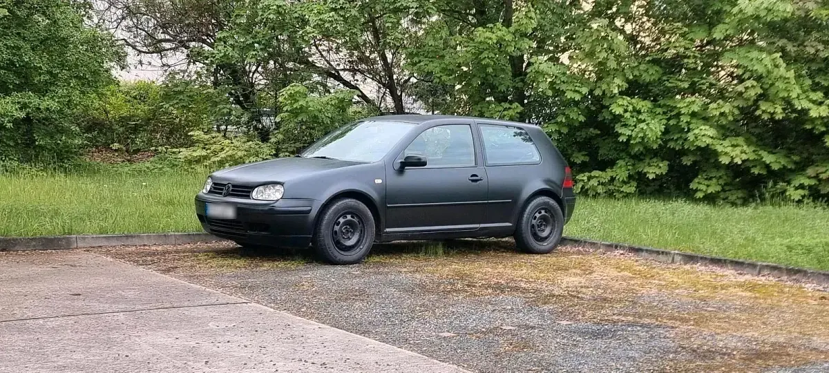 Używany VW Golf 116 KM (85 kW) 2000 Czarny Coupe