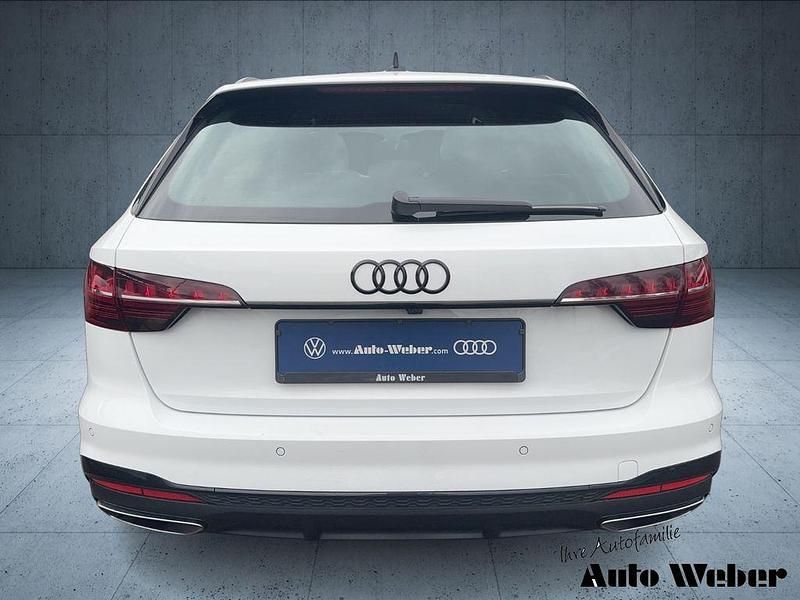 Gebraucht Audi A4 S-Line 204 PS (150 kW) 2024 Grau Kombi