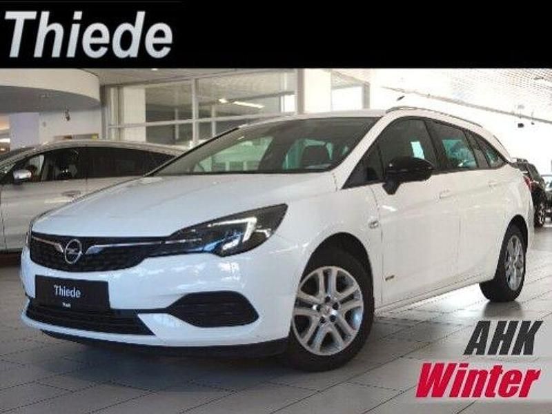 Schneeweiss Gebraucht 2022 Opel Astra Design & Tech Kombi | 12.850 € (Guter Preis) - Bild 1/3